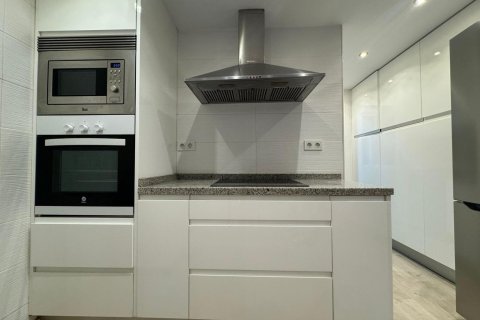 Продажа квартиры в Аликанте, Испания 2 спальни, 121м2 №179786 - фото 6