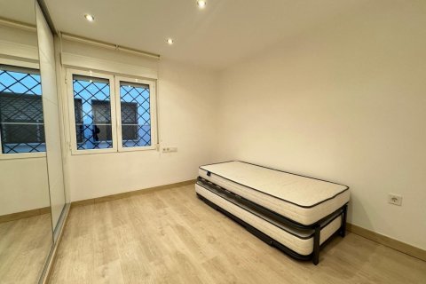 Продажа квартиры в Аликанте, Испания 2 спальни, 121м2 №179786 - фото 8