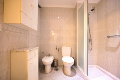Продажа квартиры в Аликанте, Испания 3 спальни, 132м2 №179783 - фото 24