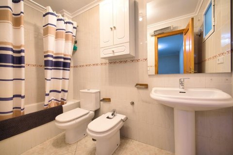 Продажа квартиры в Аликанте, Испания 3 спальни, 132м2 №179783 - фото 13