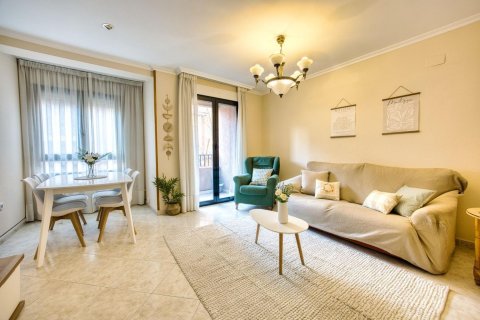 Продажа квартиры в Аликанте, Испания 3 спальни, 132м2 №179783 - фото 2