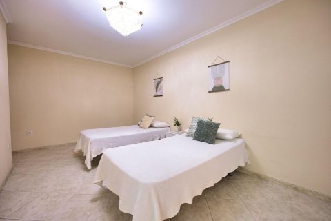 Продажа квартиры в Аликанте, Испания 3 спальни, 132м2 №179783 - фото 15