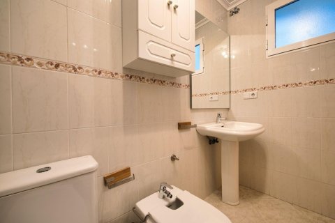 Продажа квартиры в Аликанте, Испания 3 спальни, 132м2 №179783 - фото 14
