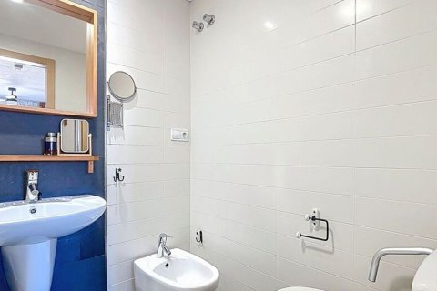 Продажа квартиры в Аликанте, Испания 2 спальни, 106м2 №179785 - фото 11