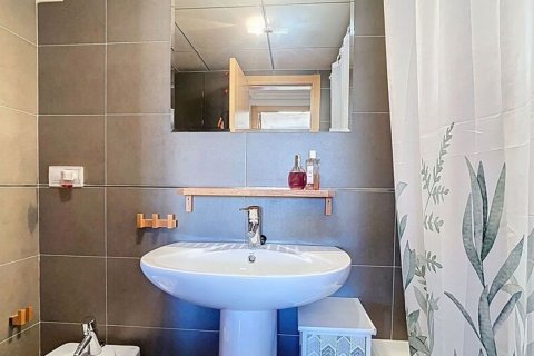 Продажа квартиры в Аликанте, Испания 2 спальни, 106м2 №179785 - фото 3