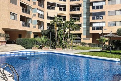 Продажа квартиры в Аликанте, Испания 2 спальни, 106м2 №179785 - фото 12