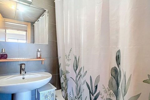 Продажа квартиры в Аликанте, Испания 2 спальни, 106м2 №179785 - фото 27