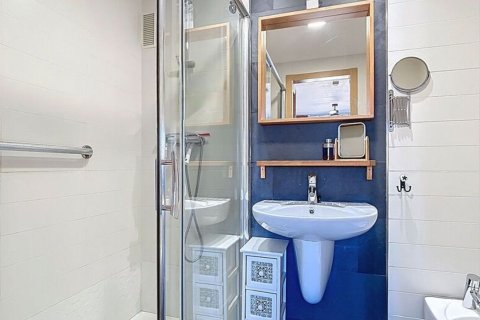 Продажа квартиры в Аликанте, Испания 2 спальни, 106м2 №179785 - фото 13