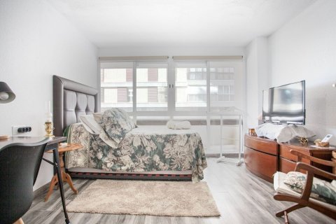 Продажа квартиры в Аликанте, Испания 3 спальни, 131м2 №179784 - фото 3