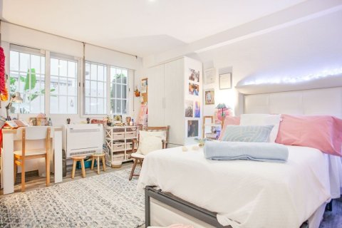 Продажа квартиры в Аликанте, Испания 3 спальни, 131м2 №179784 - фото 11