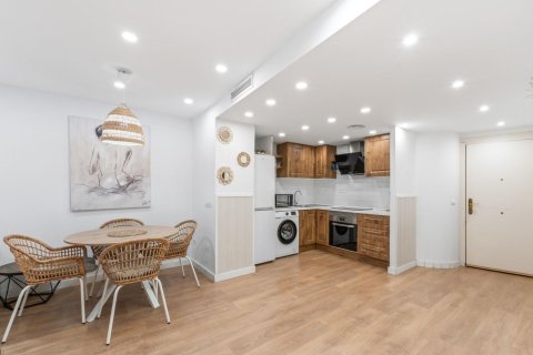 Apartment for sale in Alicante, Spain 2 bedrooms, 84 sq.m. No. 179782 - photo 4