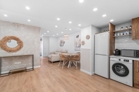 Apartment for sale in Alicante, Spain 2 bedrooms, 84 sq.m. No. 179782 - photo 5