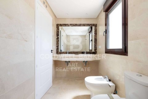 Hus till salu i Estepona, Malaga, Spanien 3 sovrum, 264 kvm. Nr. 158480 - foto 11