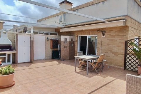 Продажа пентхауса в Оропеса-дель-Мар, Кастельон, Испания 2 спальни, 70м2 №187724 - фото 3