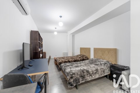 Commercial property for sale in Madrid, Spain 2 bedrooms, 357 sq.m. No. 187726 - photo 21