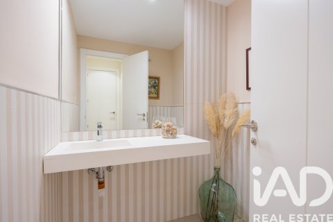 Продажа триплекса в Мадрид, Испания 4 спальни, 411м2 №187723 - фото 10