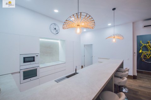 Komerciāls īpašums pārdošanā Alicante, Spānijā 320 m2 Nr. 116851 - attēls 25