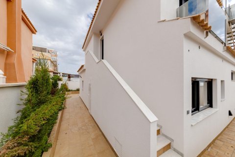 Villa à vendre Torrevieja, Alicante, Espagne, 4 chambres, 210 m2 No. 116844 - photo 8