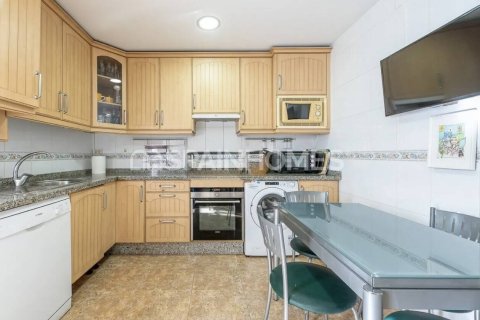 Takvåning till salu i Benalmadena, Malaga, Spanien 4 sovrum, 175 kvm. Nr. 164356 - foto 14