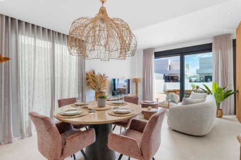 Casa adosada en venta en Dolores, Alicante, España 3 dormitorios, 130 m2 No. 146199 - foto 5