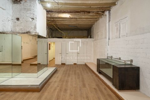 Dzīvoklis pārdošanā Barcelona, Spānijā 5 istabas, 242 m2 Nr. 150615 - attēls 16