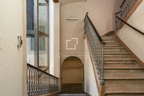 Dzīvoklis pārdošanā Barcelona, Spānijā 5 istabas, 242 m2 Nr. 150615 - attēls 3