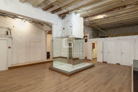 Dzīvoklis pārdošanā Barcelona, Spānijā 5 istabas, 242 m2 Nr. 150615 - attēls 15