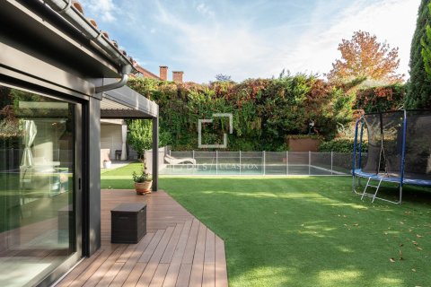 Villa for sale in Sant Cugat Del Valles, Barcelona, Spain 4 bedrooms, 312 sq.m. No. 150618 - photo 28