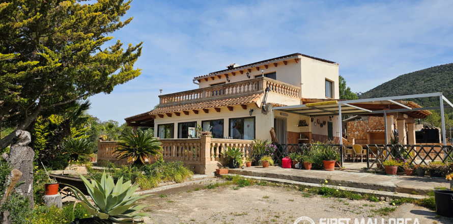 Finca a Llucmajor, Mallorca, Spagna 4 camere da letto, 129 mq. N° 166711