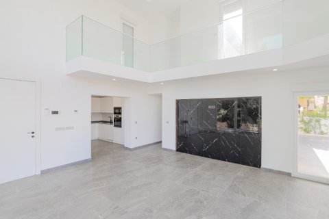 Willa w Los Balcones, Alicante, Hiszpania 6 sypialni, 286 mkw. nr 145943 – zdjęcie 5