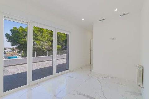 Willa w Los Balcones, Alicante, Hiszpania 6 sypialni, 286 mkw. nr 145943 – zdjęcie 22