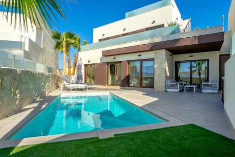 Villa à vendre à Rojales, Alicante, Espagne, 3 chambres, 130 m2 No. 145944 - photo 1