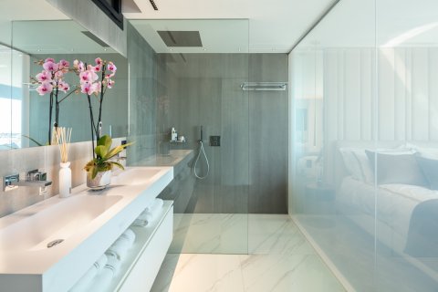 Apartment for sale in Marbella, Malaga, Spain 3 bedrooms, 121 sq.m. No. 174207 - photo 19