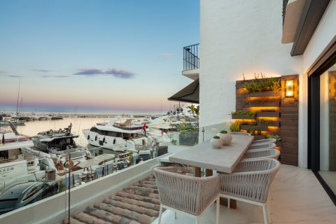 Apartment for sale in Marbella, Malaga, Spain 3 bedrooms, 121 sq.m. No. 174207 - photo 13