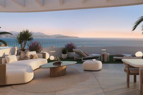 Huoneisto myytävänä Torremolinos, Malaga, Espanja, 2 makuuhuonetta, 81.3 m2 No. 178008 - kuva 2