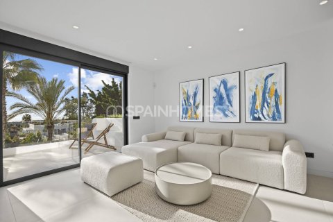 Apartment for sale in Estepona, Malaga, Spain 5 bedrooms, 184 sq.m. No. 168151 - photo 26