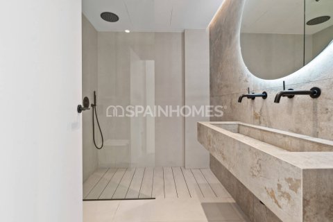 Kattohuoneisto myytävänä Estepona, Malaga, Espanja, 3 makuuhuonetta, 106 m2 No. 168149 - kuva 23