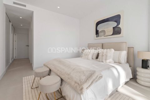 Kattohuoneisto myytävänä Estepona, Malaga, Espanja, 3 makuuhuonetta, 106 m2 No. 168149 - kuva 16