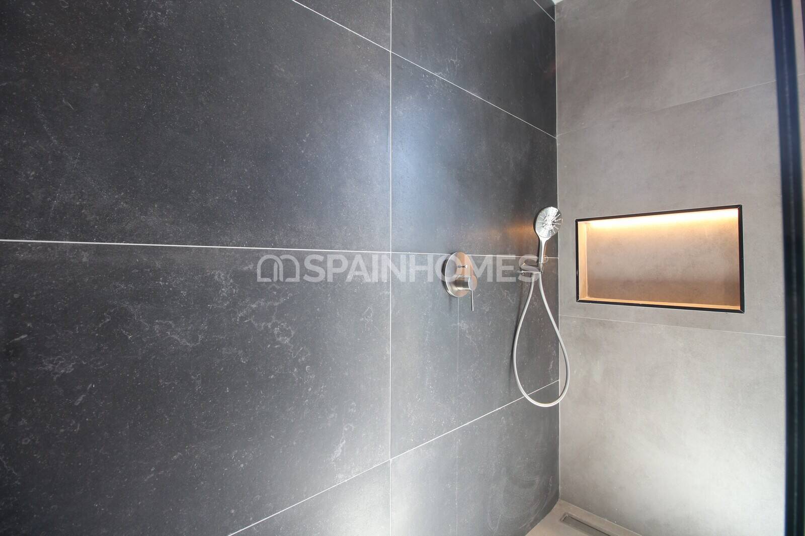Villa i Benalmadena, Malaga, Spanien 4 sovrum, 243 kvm. Nr. 168037