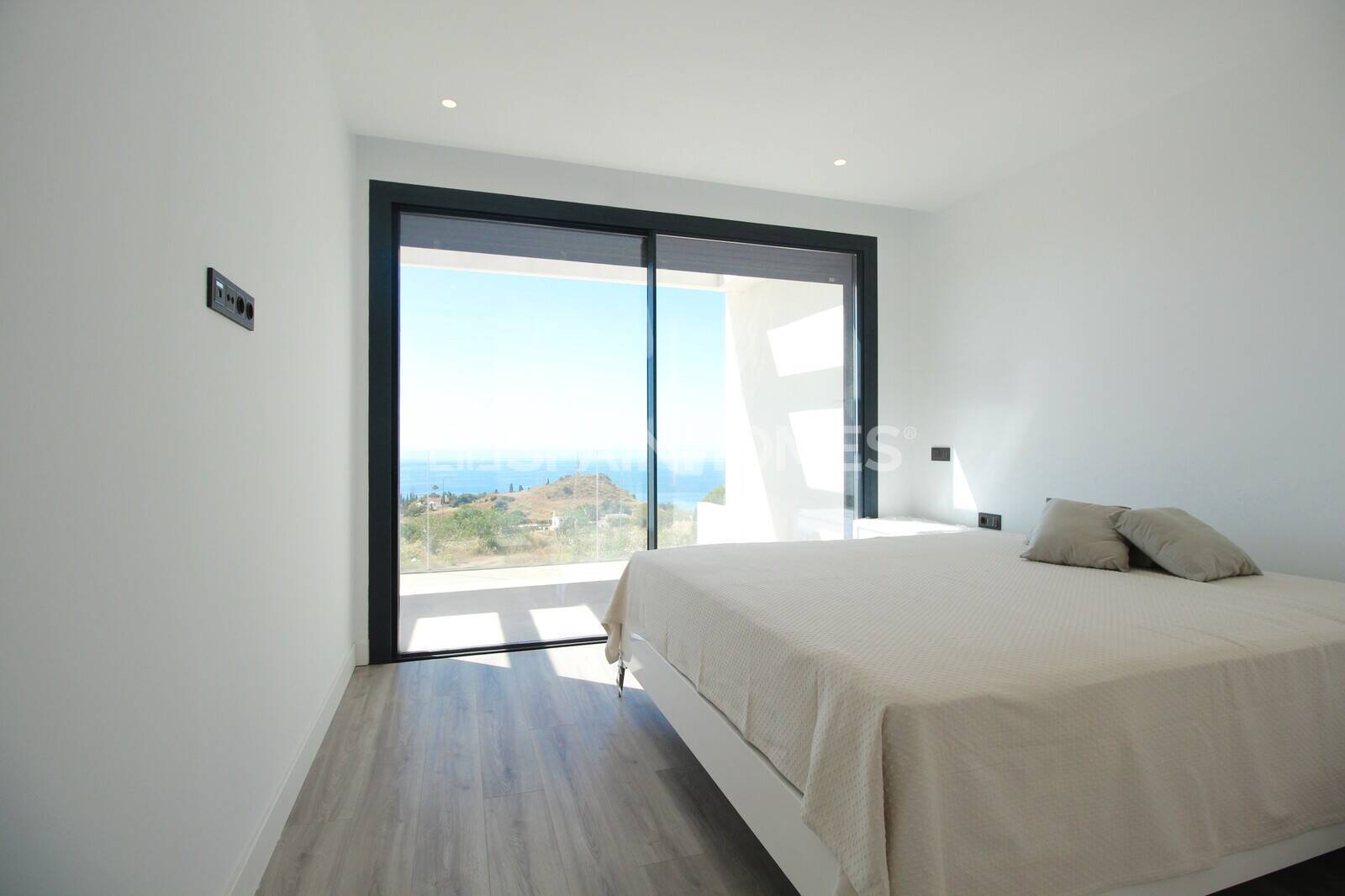 Villa i Benalmadena, Malaga, Spanien 4 sovrum, 243 kvm. Nr. 168037