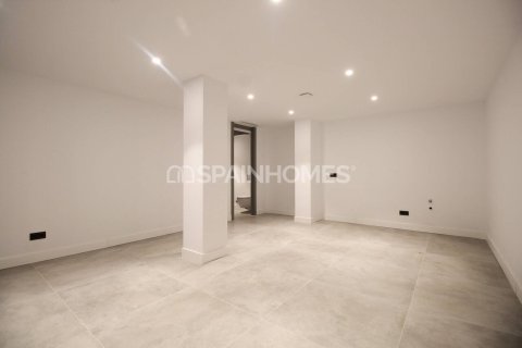 Huvila myytävänä Benalmadena, Malaga, Espanja, 4 makuuhuonetta, 243 m2 No. 168037 - kuva 17