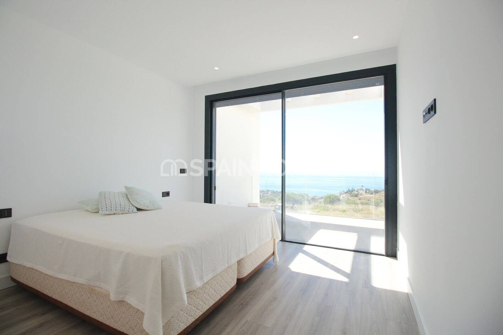 Villa i Benalmadena, Malaga, Spanien 4 sovrum, 243 kvm. Nr. 168037