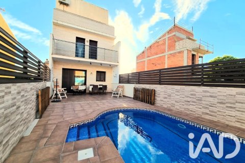 House zum Verkauf in L'Ametlla de Mar, Tarragona, Spanien 5 Schlafzimmer, 221 m2 Nr. 195732 - Foto 2