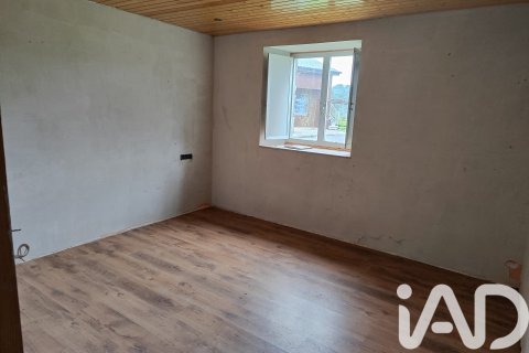 House for sale in San Sadurnino, A Coruna, Spain 3 bedrooms, 150 sq.m. No. 185629 - photo 13