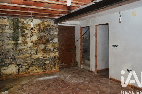 House for sale in San Sadurnino, A Coruna, Spain 3 bedrooms, 150 sq.m. No. 185629 - photo 10