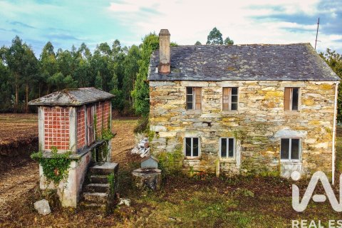 House for sale in San Sadurnino, A Coruna, Spain 3 bedrooms, 150 sq.m. No. 185629 - photo 2