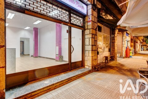 Liikekiinteistö myytävänä Bilbao, Biscay, Espanja, 3 makuuhuonetta, 54 m2 No. 188018 - kuva 3