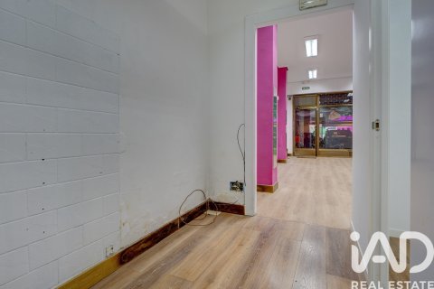 Liikekiinteistö myytävänä Bilbao, Biscay, Espanja, 3 makuuhuonetta, 54 m2 No. 188018 - kuva 18