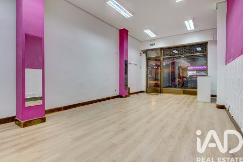 Liikekiinteistö myytävänä Bilbao, Biscay, Espanja, 3 makuuhuonetta, 54 m2 No. 188018 - kuva 10