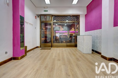 Liikekiinteistö myytävänä Bilbao, Biscay, Espanja, 3 makuuhuonetta, 54 m2 No. 188018 - kuva 13